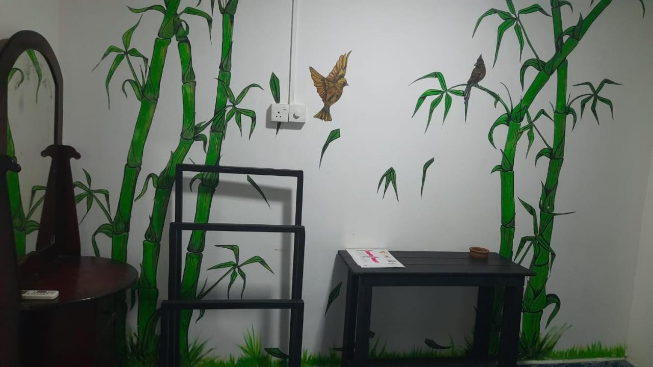 Kanthi Guest Inn تريكونامالاي المظهر الخارجي الصورة